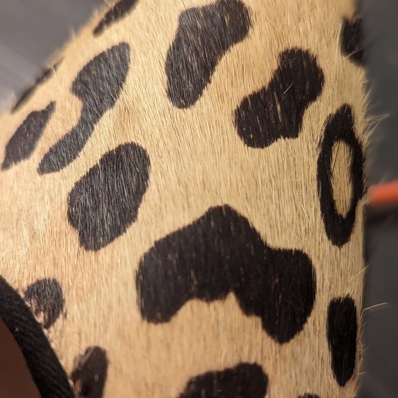 Leopard print pumps - super comfy - Picture 8 of 9